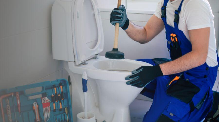 Professional sewer line repair services in Miranda, CA